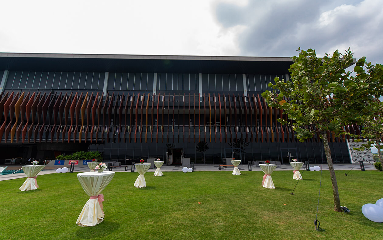 Meditation Lawn 4